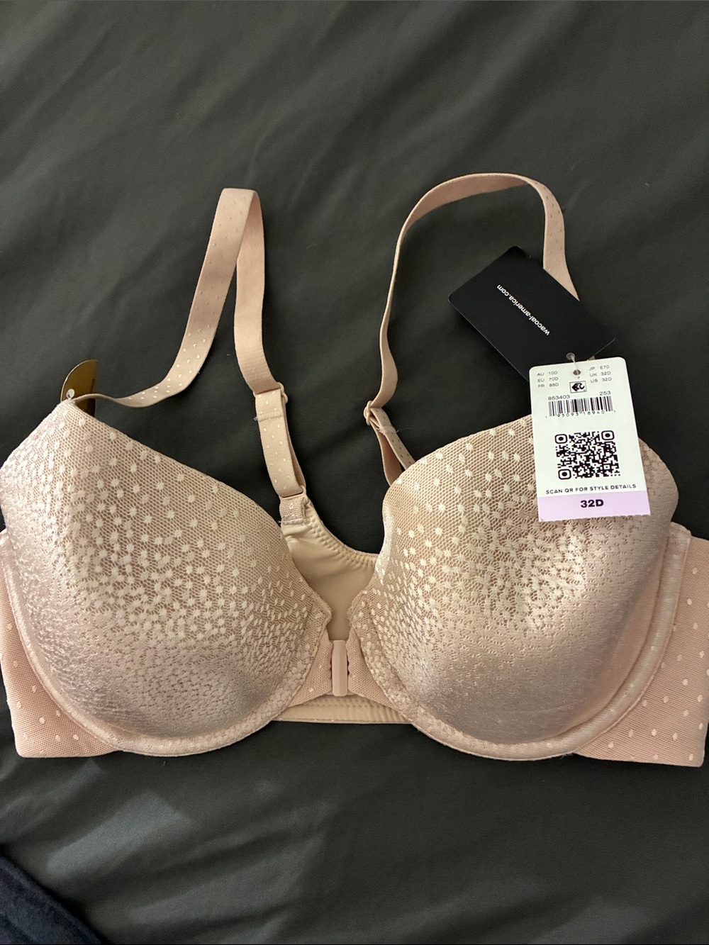 Wacoal Blush Beige Push-Up Bra with Subtle Dot Texture - 32D